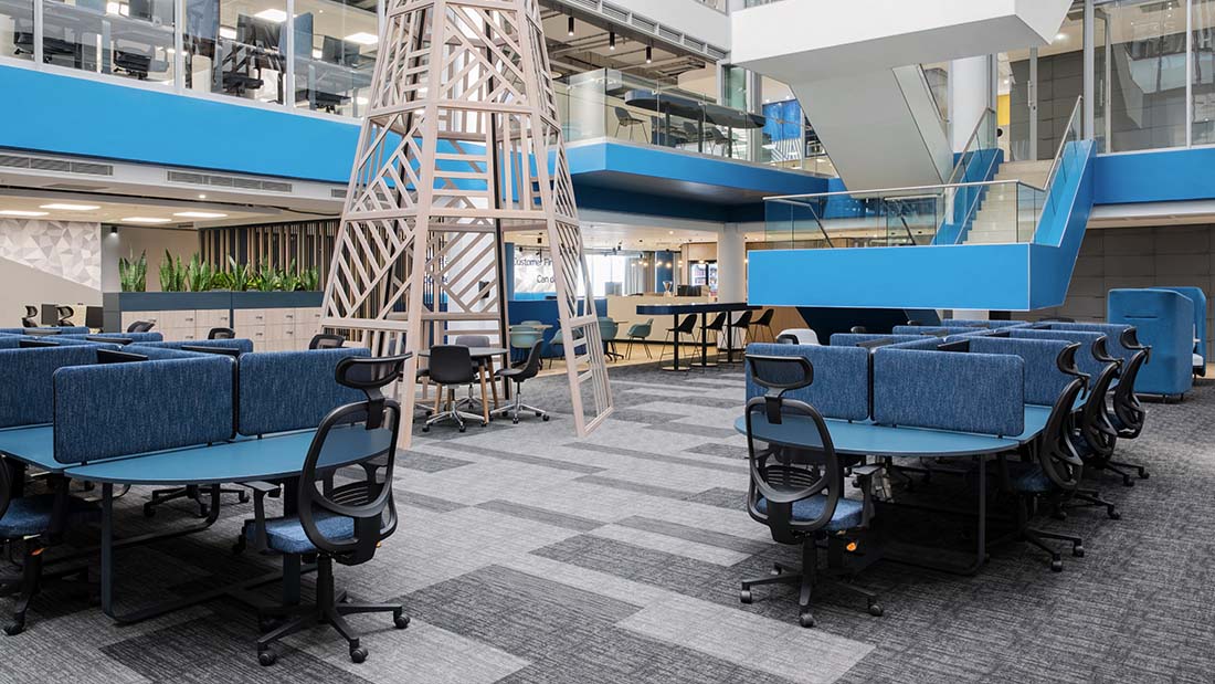 Business interior design for Innovation group's open office space by Head Interiors